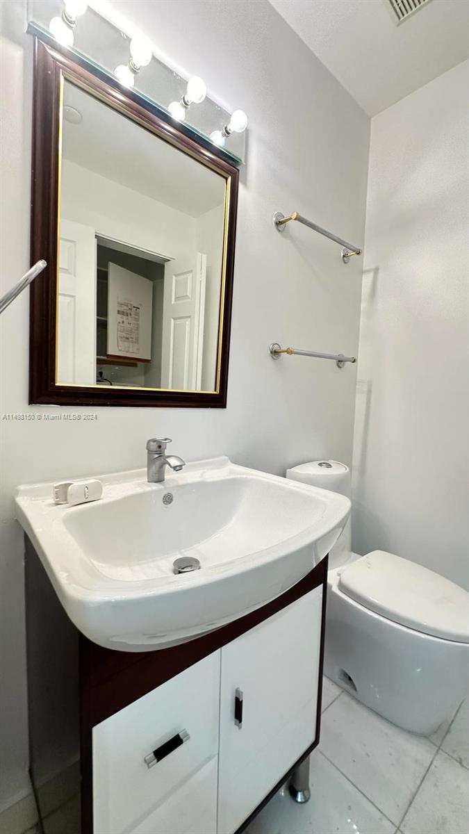 3530 Mystic Pointe Dr PH14, Aventura, Florida 33180, 2 Bedrooms Bedrooms, ,2 BathroomsBathrooms,Residentiallease,For Rent,3530 Mystic Pointe Dr PH14,A11498150