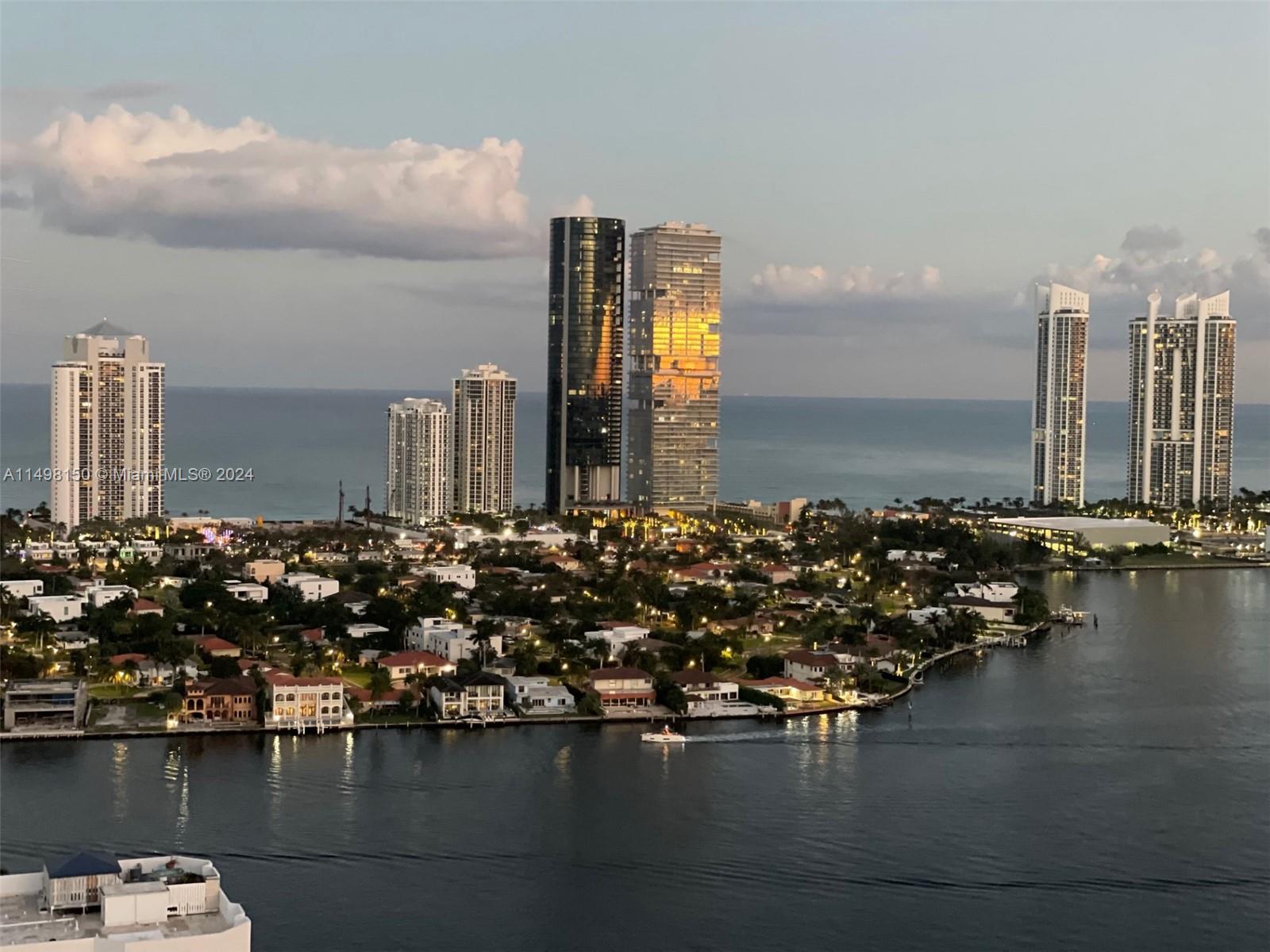 3530 Mystic Pointe Dr PH14, Aventura, Florida 33180, 2 Bedrooms Bedrooms, ,2 BathroomsBathrooms,Residentiallease,For Rent,3530 Mystic Pointe Dr PH14,A11498150