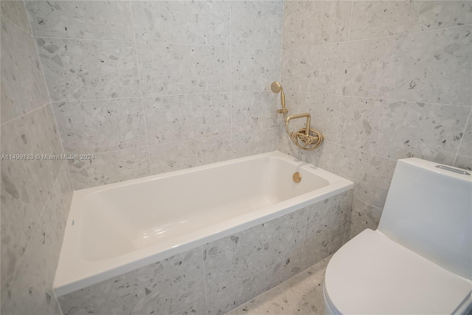 2095 Keystone Blvd, North Miami, Florida 33181, 3 Bedrooms Bedrooms, ,2 BathroomsBathrooms,Residentiallease,For Rent,2095 Keystone Blvd,A11499133