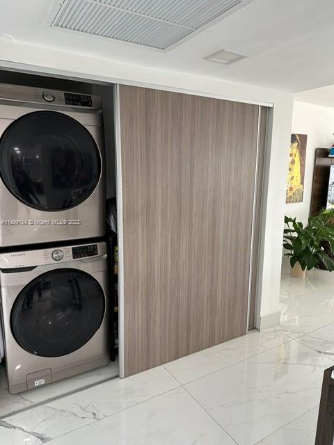 1800 NE 114th St 905, Miami, Florida 33181, 2 Bedrooms Bedrooms, ,3 BathroomsBathrooms,Residentiallease,For Rent,1800 NE 114th St 905,A11499184