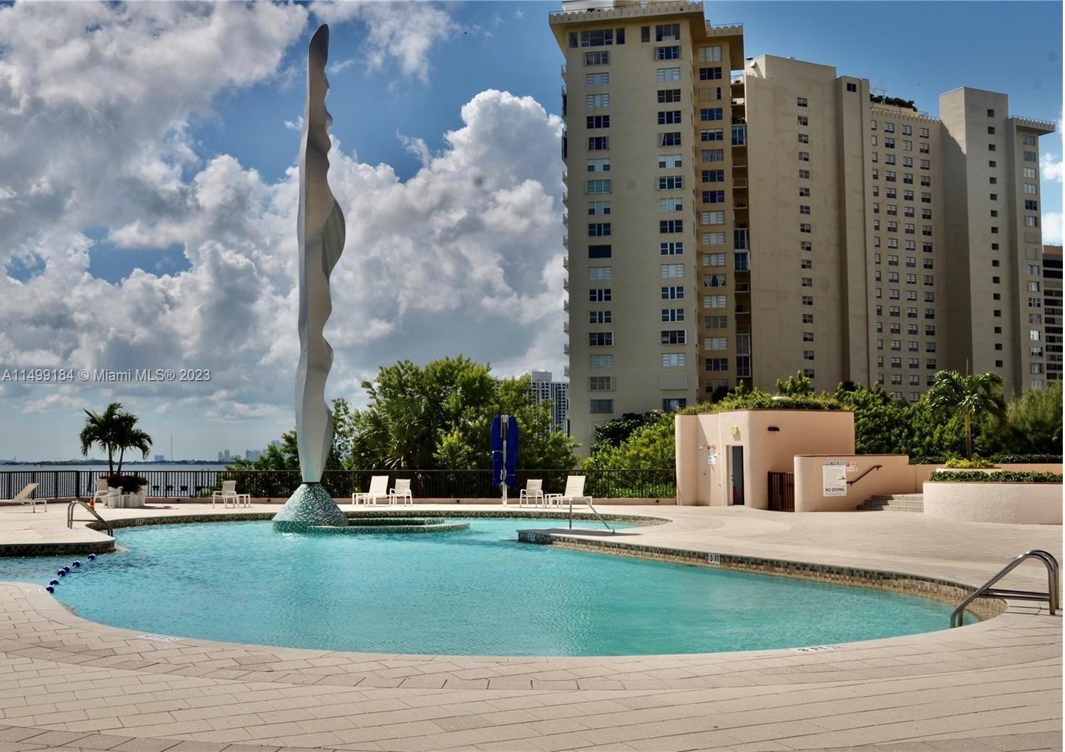 1800 NE 114th St 905, Miami, Florida 33181, 2 Bedrooms Bedrooms, ,3 BathroomsBathrooms,Residentiallease,For Rent,1800 NE 114th St 905,A11499184