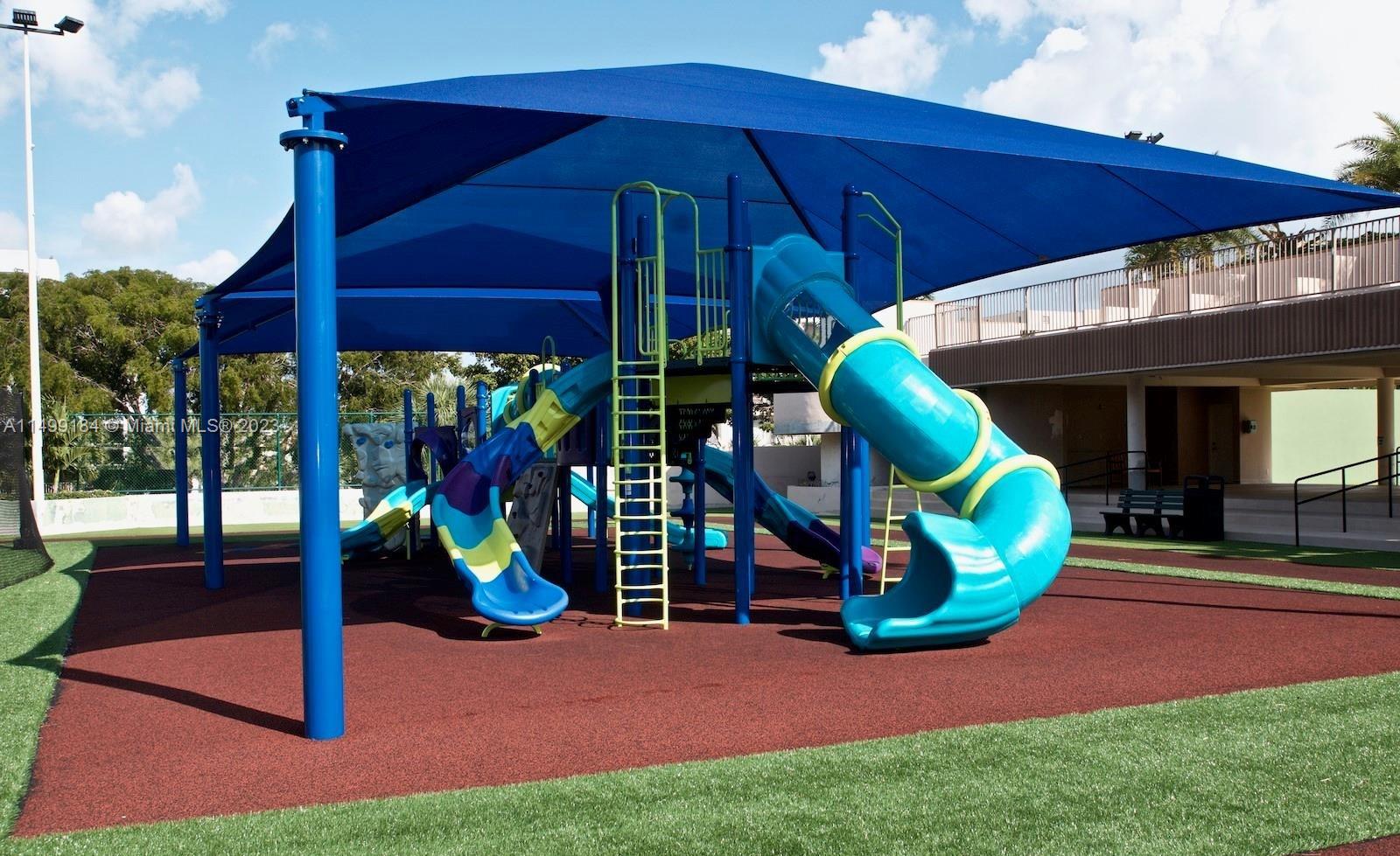 1800 NE 114th St 905, Miami, Florida 33181, 2 Bedrooms Bedrooms, ,3 BathroomsBathrooms,Residentiallease,For Rent,1800 NE 114th St 905,A11499184