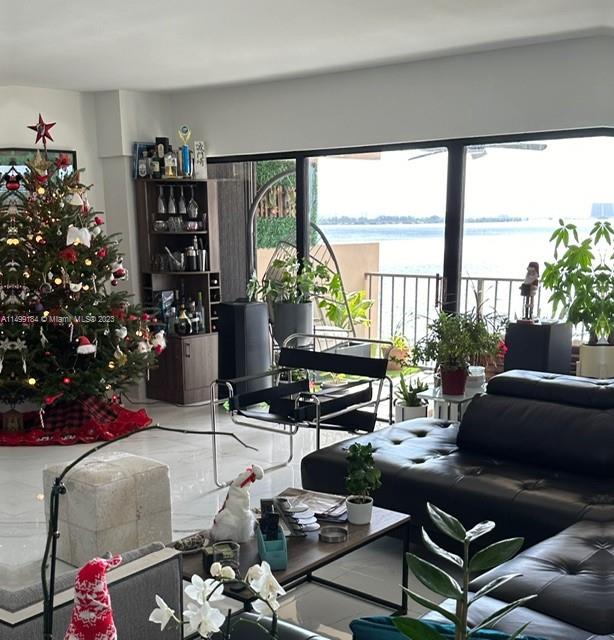 1800 NE 114th St 905, Miami, Florida 33181, 2 Bedrooms Bedrooms, ,3 BathroomsBathrooms,Residentiallease,For Rent,1800 NE 114th St 905,A11499184