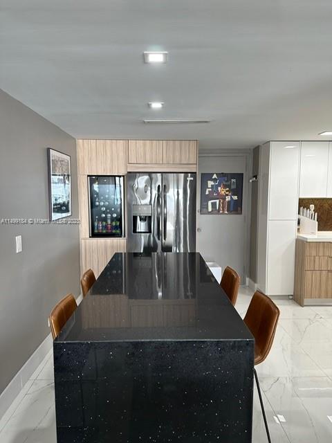 1800 NE 114th St 905, Miami, Florida 33181, 2 Bedrooms Bedrooms, ,3 BathroomsBathrooms,Residentiallease,For Rent,1800 NE 114th St 905,A11499184