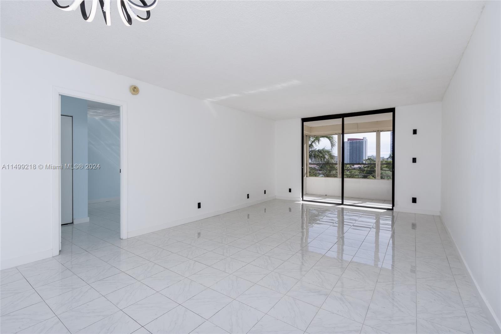600 Three Islands Blvd 419, Hallandale Beach, Florida 33009, 2 Bedrooms Bedrooms, ,2 BathroomsBathrooms,Residential,For Sale,600 Three Islands Blvd 419,A11499218