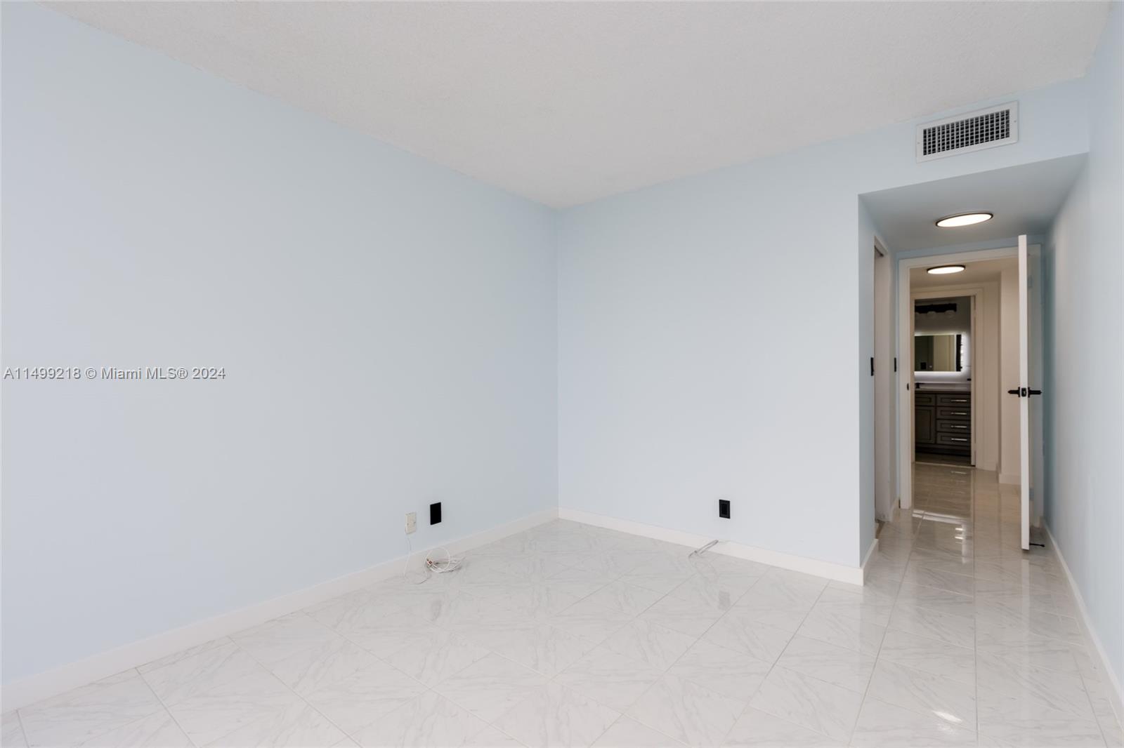 600 Three Islands Blvd 419, Hallandale Beach, Florida 33009, 2 Bedrooms Bedrooms, ,2 BathroomsBathrooms,Residential,For Sale,600 Three Islands Blvd 419,A11499218