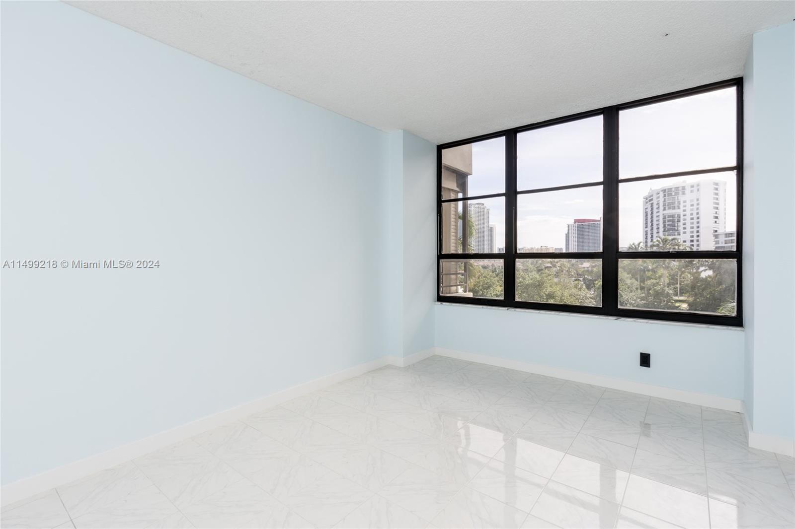 600 Three Islands Blvd 419, Hallandale Beach, Florida 33009, 2 Bedrooms Bedrooms, ,2 BathroomsBathrooms,Residential,For Sale,600 Three Islands Blvd 419,A11499218