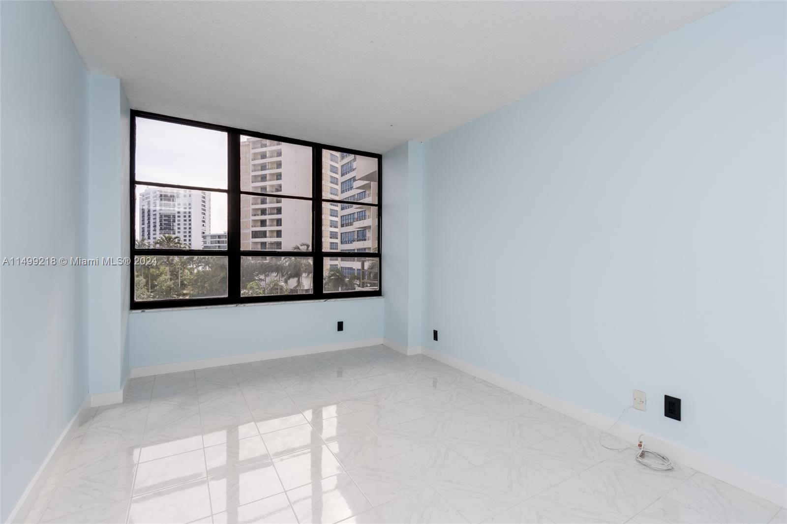 600 Three Islands Blvd 419, Hallandale Beach, Florida 33009, 2 Bedrooms Bedrooms, ,2 BathroomsBathrooms,Residential,For Sale,600 Three Islands Blvd 419,A11499218