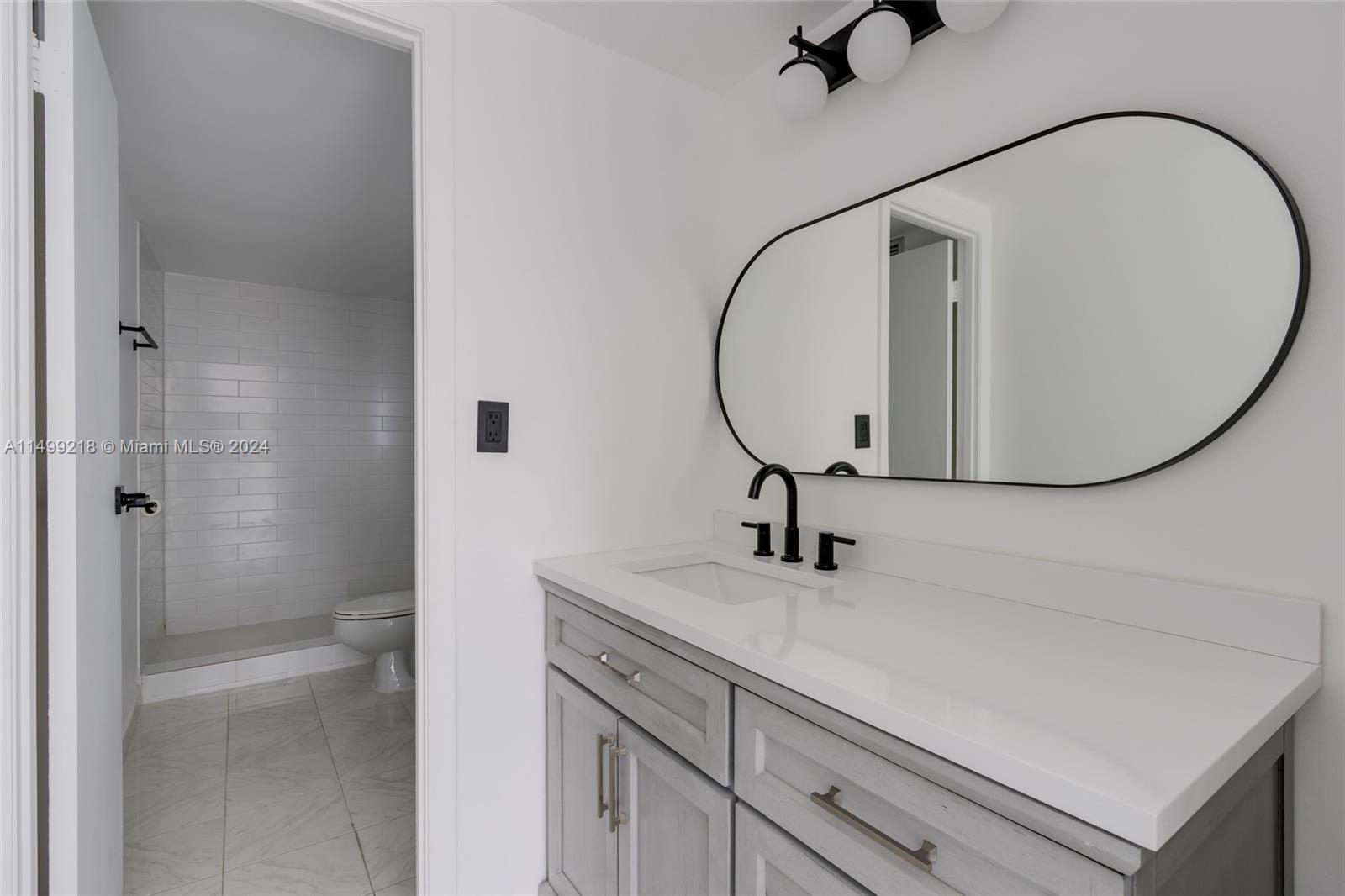600 Three Islands Blvd 419, Hallandale Beach, Florida 33009, 2 Bedrooms Bedrooms, ,2 BathroomsBathrooms,Residential,For Sale,600 Three Islands Blvd 419,A11499218