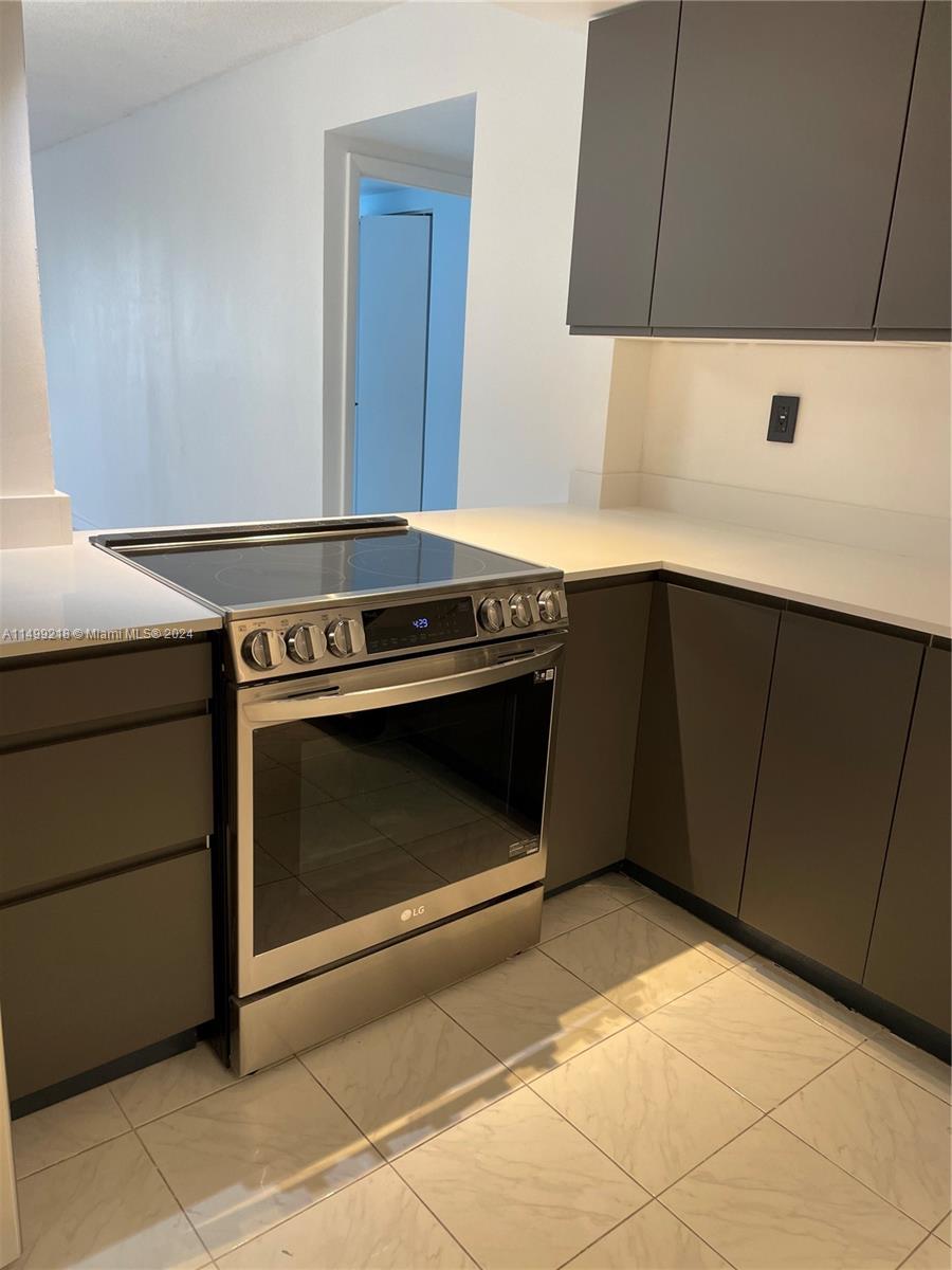 600 Three Islands Blvd 419, Hallandale Beach, Florida 33009, 2 Bedrooms Bedrooms, ,2 BathroomsBathrooms,Residential,For Sale,600 Three Islands Blvd 419,A11499218
