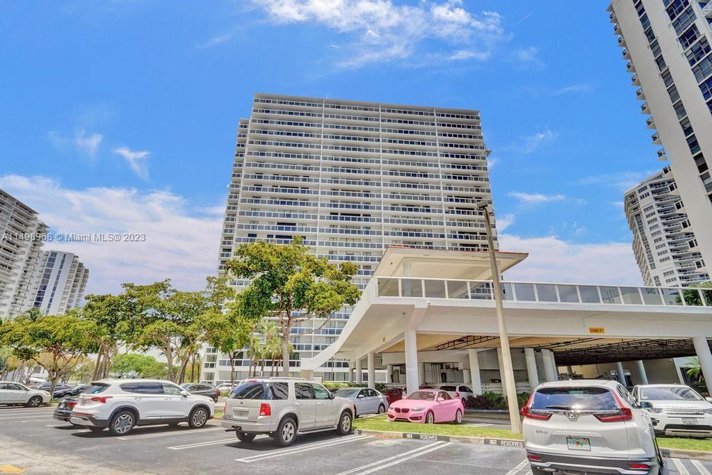 20505 E Country Club Dr 331, Aventura, Florida 33180, 2 Bedrooms Bedrooms, ,2 BathroomsBathrooms,Residential,For Sale,20505 E Country Club Dr 331,A11498968