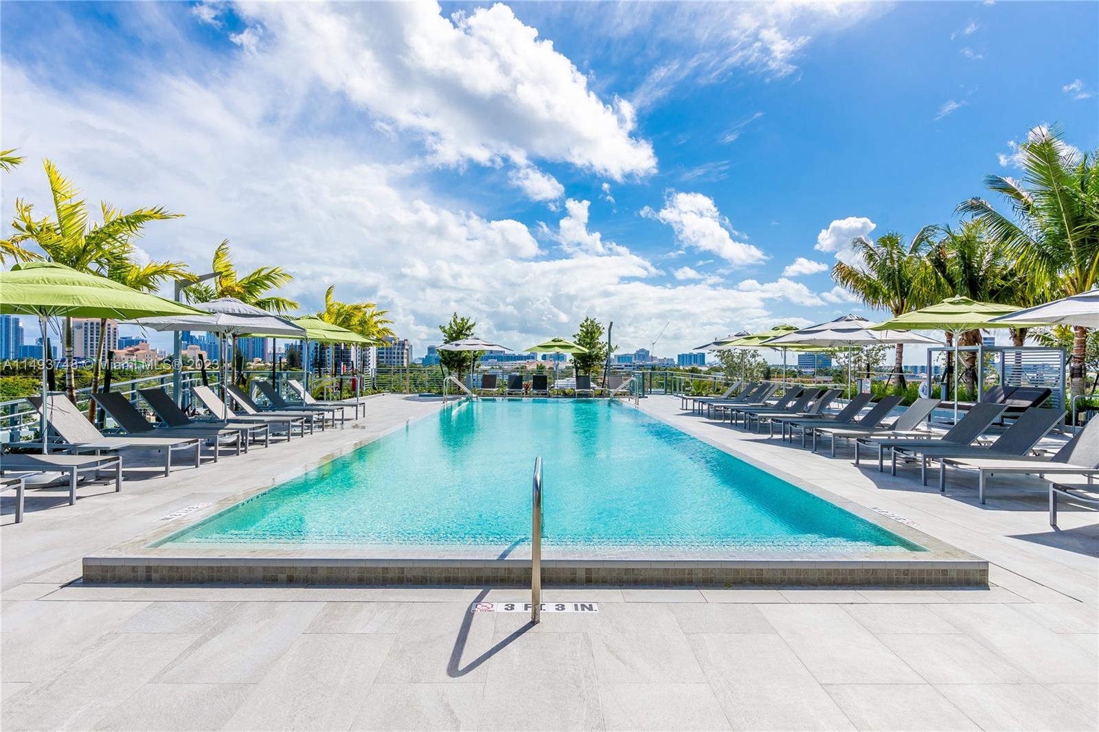 2960 NE 207th St 908, Aventura, Florida 33180, 1 Bedroom Bedrooms, ,2 BathroomsBathrooms,Residential,For Sale,2960 NE 207th St 908,A11493748