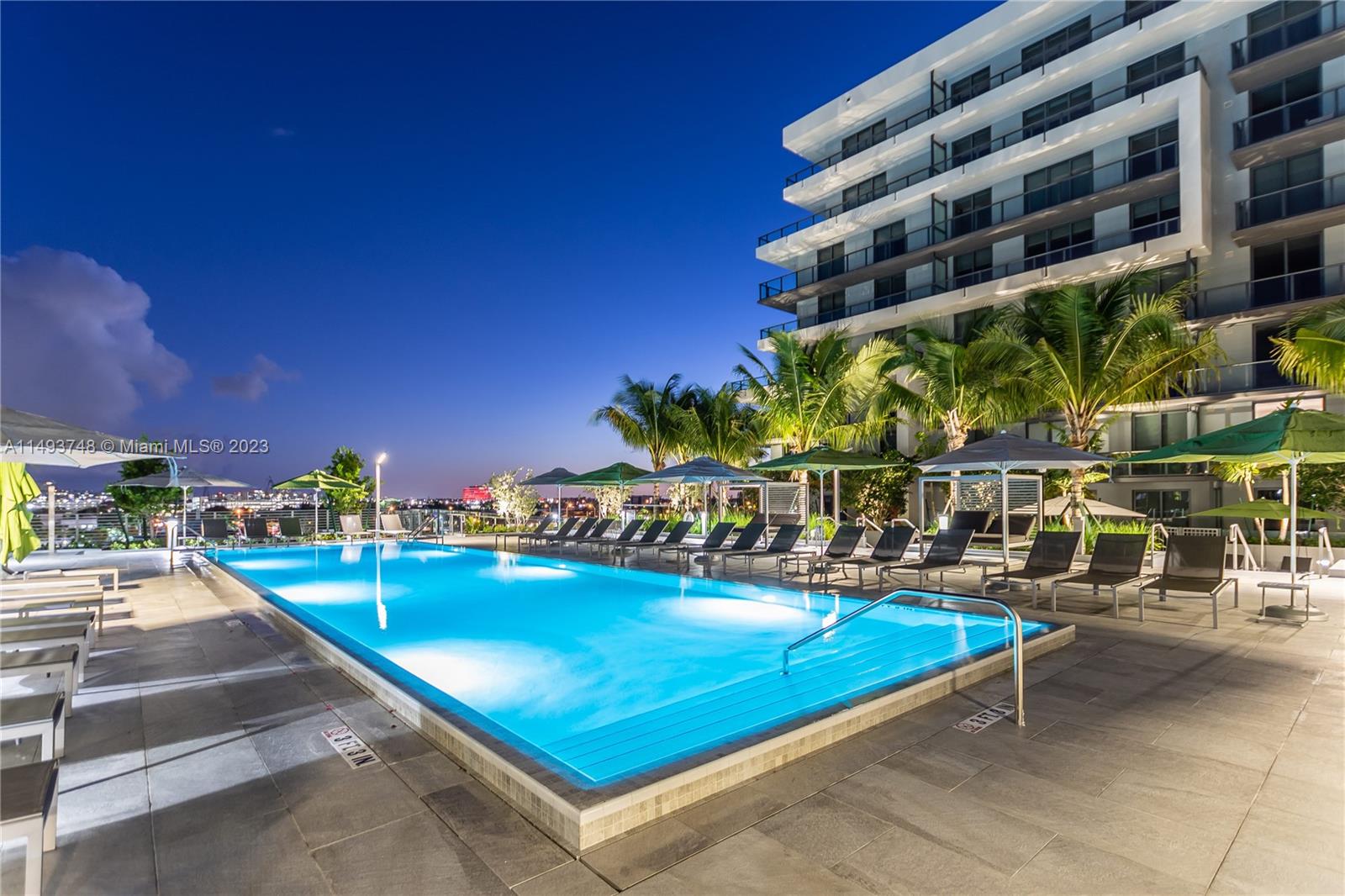 2960 NE 207th St 908, Aventura, Florida 33180, 1 Bedroom Bedrooms, ,2 BathroomsBathrooms,Residential,For Sale,2960 NE 207th St 908,A11493748