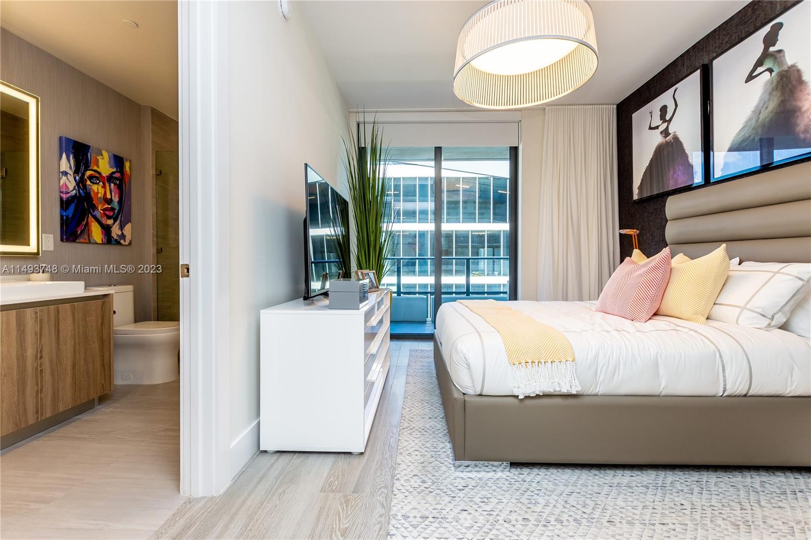 2960 NE 207th St 908, Aventura, Florida 33180, 1 Bedroom Bedrooms, ,2 BathroomsBathrooms,Residential,For Sale,2960 NE 207th St 908,A11493748