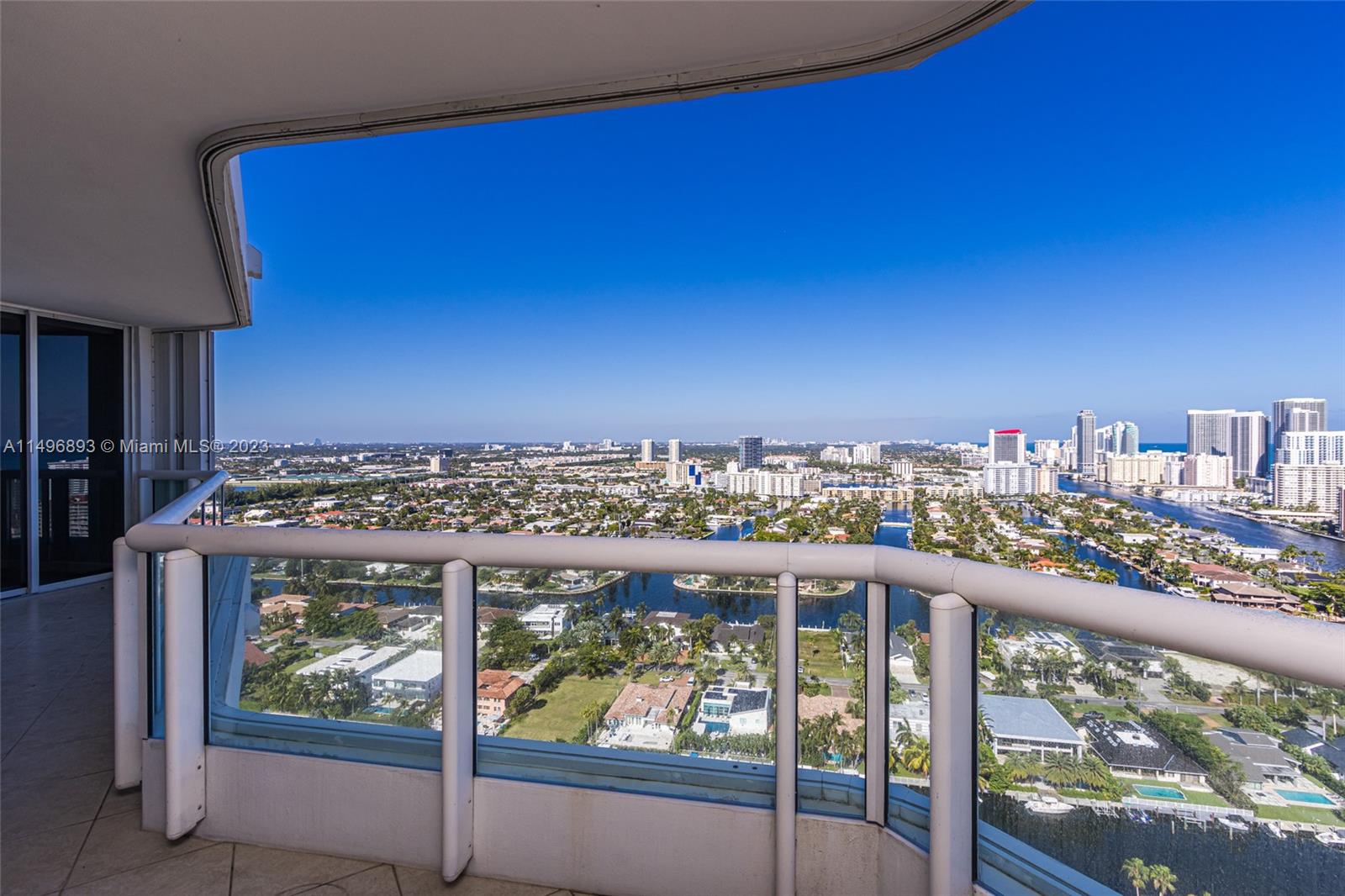21205 Yacht Club Dr, Aventura, FL, 33180 United States, 3 Bedrooms Bedrooms, ,2 BathroomsBathrooms,Residential,For Sale,Yacht Club Dr,A11496893