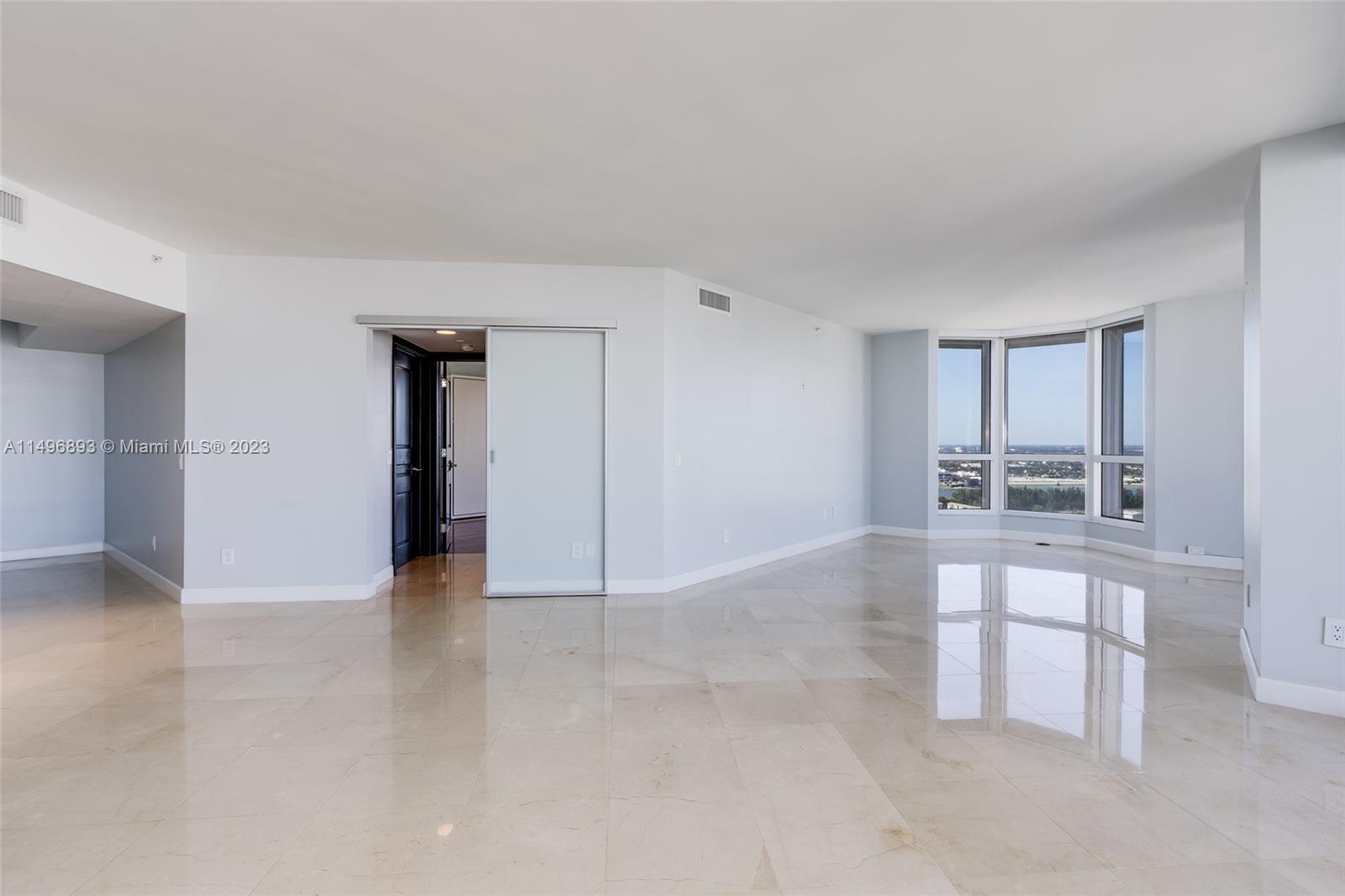 21205 Yacht Club Dr, Aventura, FL, 33180 United States, 3 Bedrooms Bedrooms, ,2 BathroomsBathrooms,Residential,For Sale,Yacht Club Dr,A11496893