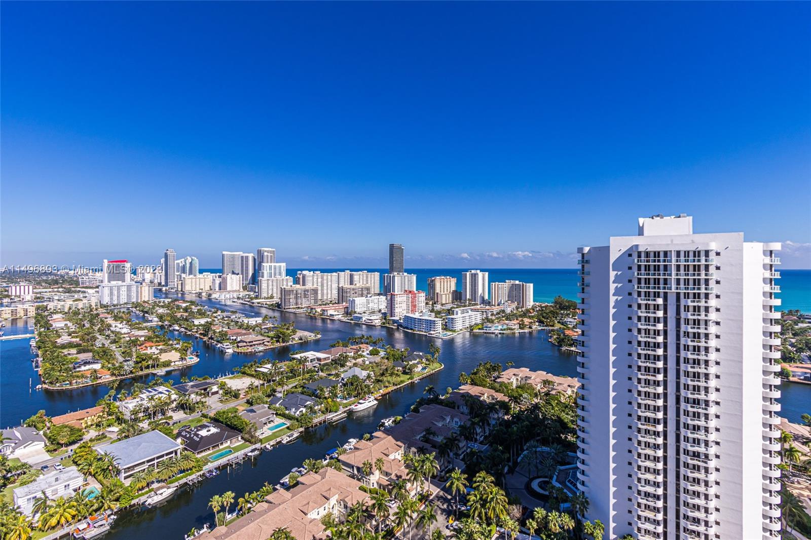 21205 Yacht Club Dr, Aventura, FL, 33180 United States, 3 Bedrooms Bedrooms, ,2 BathroomsBathrooms,Residential,For Sale,Yacht Club Dr,A11496893