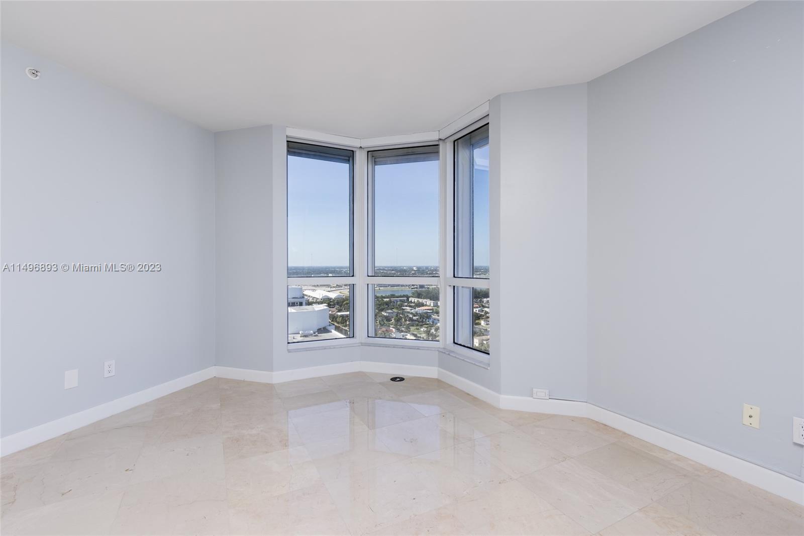 21205 Yacht Club Dr, Aventura, FL, 33180 United States, 3 Bedrooms Bedrooms, ,2 BathroomsBathrooms,Residential,For Sale,Yacht Club Dr,A11496893