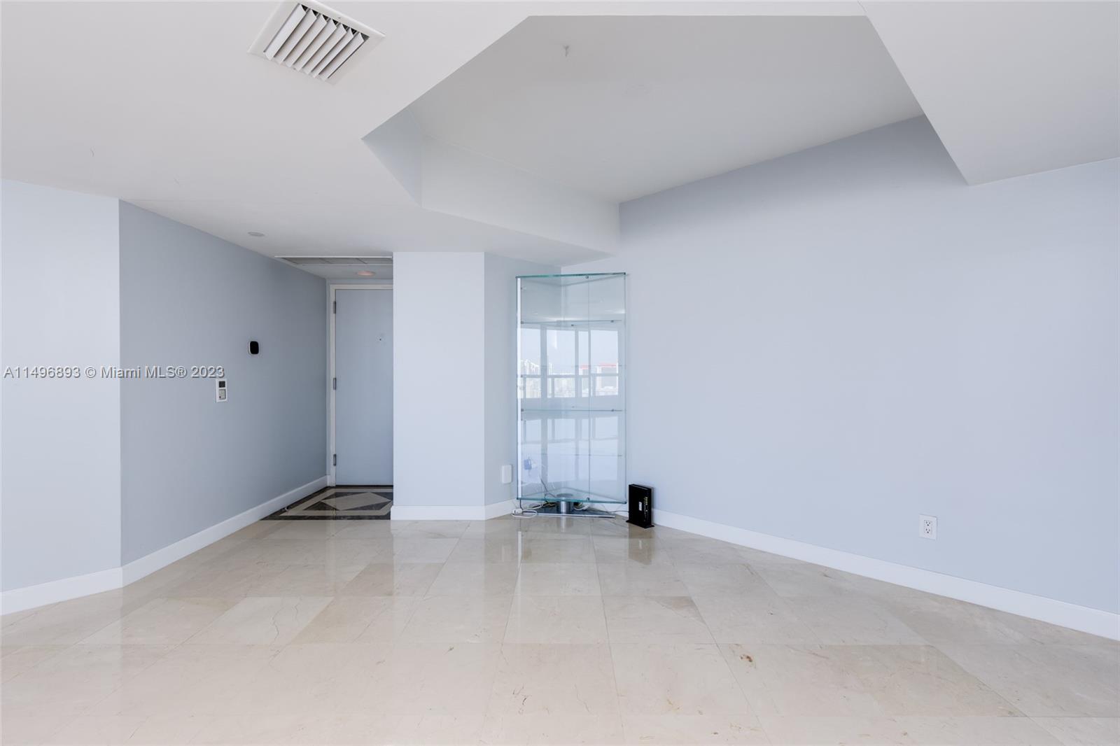 21205 Yacht Club Dr, Aventura, FL, 33180 United States, 3 Bedrooms Bedrooms, ,2 BathroomsBathrooms,Residential,For Sale,Yacht Club Dr,A11496893