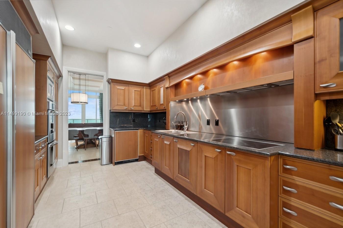 20155 NE 38th Ct TS-03, Aventura, Florida 33180, 3 Bedrooms Bedrooms, ,4 BathroomsBathrooms,Residential,For Sale,20155 NE 38th Ct TS-03,A11499190