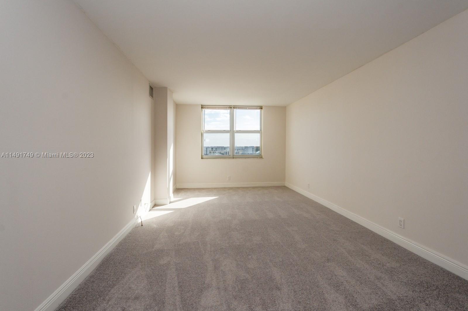 1625 SE 10th Ave 903, Fort Lauderdale, Florida 33316, 2 Bedrooms Bedrooms, ,2 BathroomsBathrooms,Residential,For Sale,1625 SE 10th Ave 903,A11491749