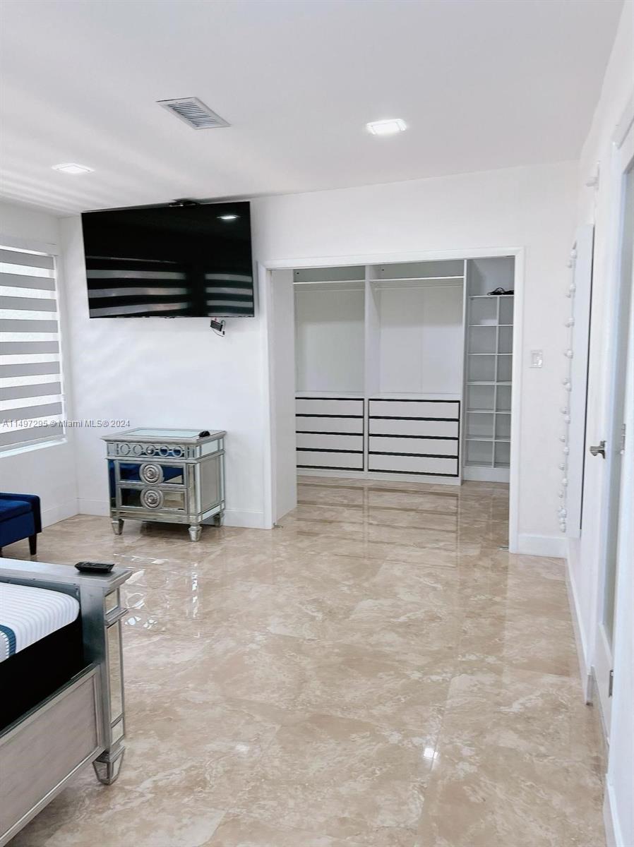 15305 SW 209th Ave, Miami, Florida 33187, 6 Bedrooms Bedrooms, ,3 BathroomsBathrooms,Residential,For Sale,15305 SW 209th Ave,A11497295