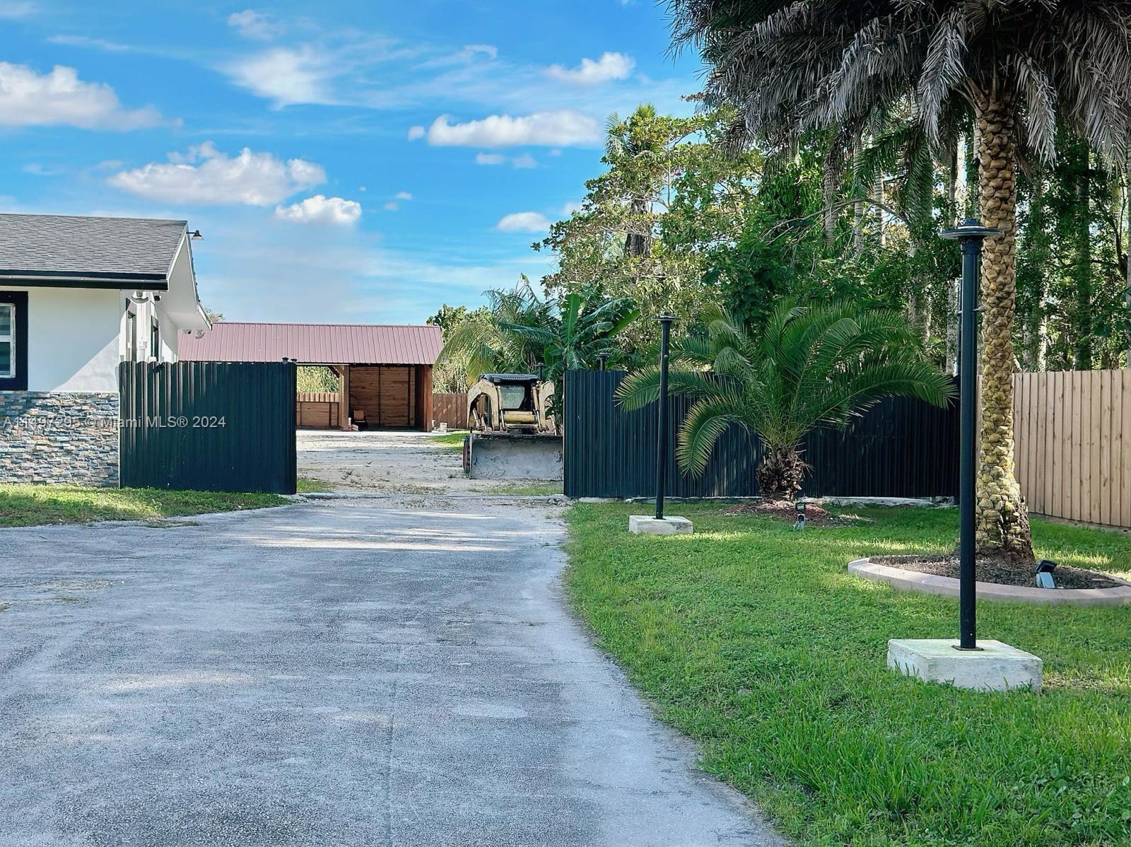15305 SW 209th Ave, Miami, Florida 33187, 6 Bedrooms Bedrooms, ,3 BathroomsBathrooms,Residential,For Sale,15305 SW 209th Ave,A11497295