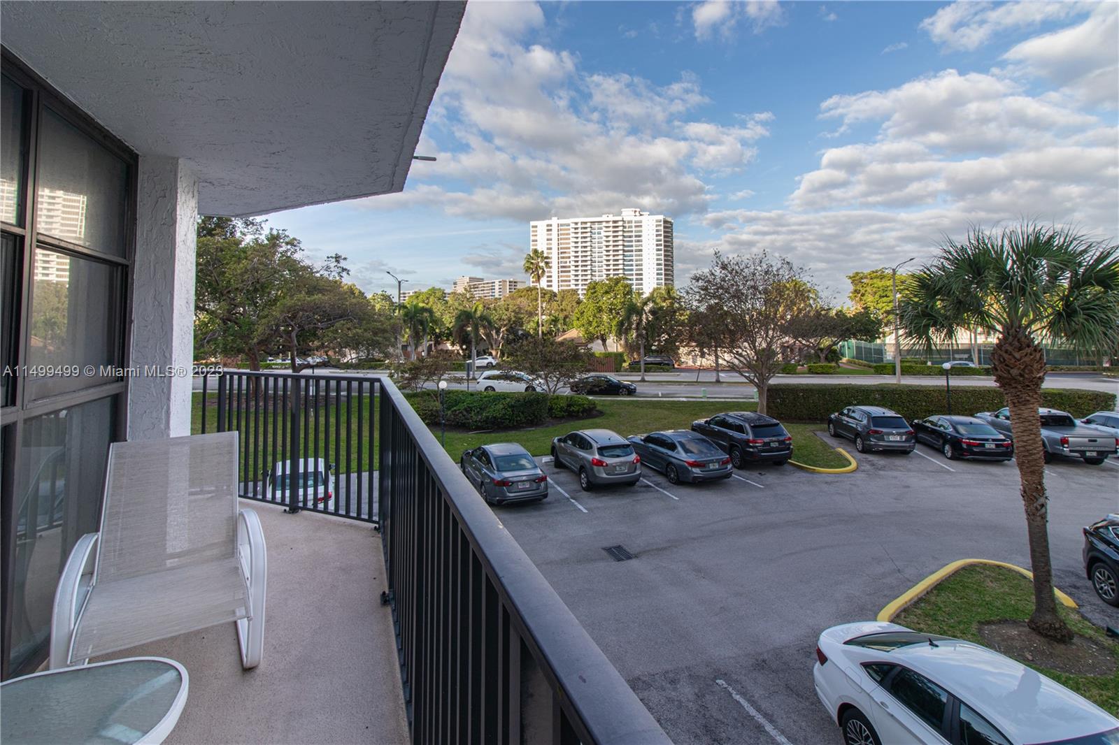 400 Leslie Dr 209, Hallandale Beach, Florida 33009, 2 Bedrooms Bedrooms, ,2 BathroomsBathrooms,Residential,For Sale,400 Leslie Dr 209,A11499499