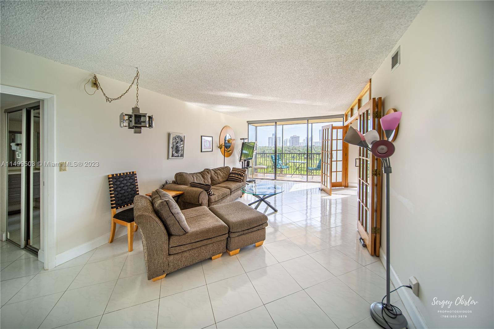 20335 Country Club Dr, Aventura, FL, 33180 United States, 2 Bedrooms Bedrooms, ,2 BathroomsBathrooms,Residential,For Sale,Country Club Dr,A11499503