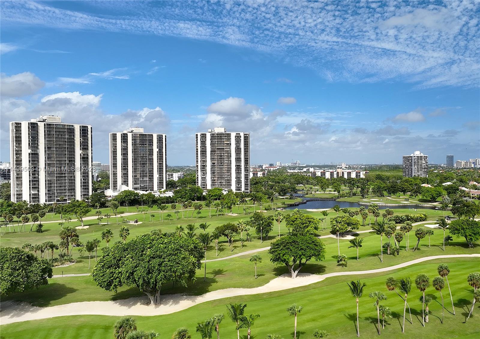 20335 Country Club Dr, Aventura, FL, 33180 United States, 2 Bedrooms Bedrooms, ,2 BathroomsBathrooms,Residential,For Sale,Country Club Dr,A11499503
