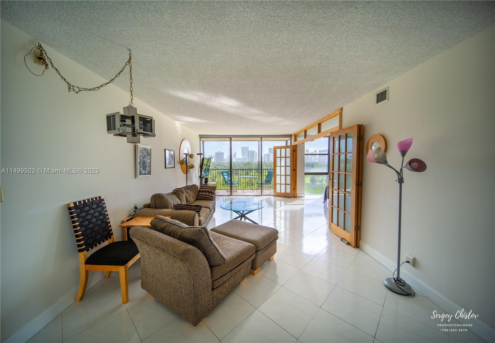 20335 Country Club Dr, Aventura, FL, 33180 United States, 2 Bedrooms Bedrooms, ,2 BathroomsBathrooms,Residential,For Sale,Country Club Dr,A11499503