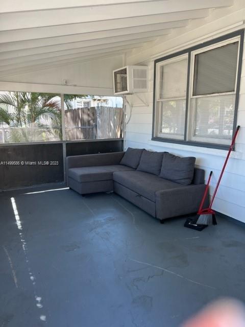 Hallandale Beach, Florida 33009, 3 Bedrooms Bedrooms, ,2 BathroomsBathrooms,Residential,For Sale,A11499586