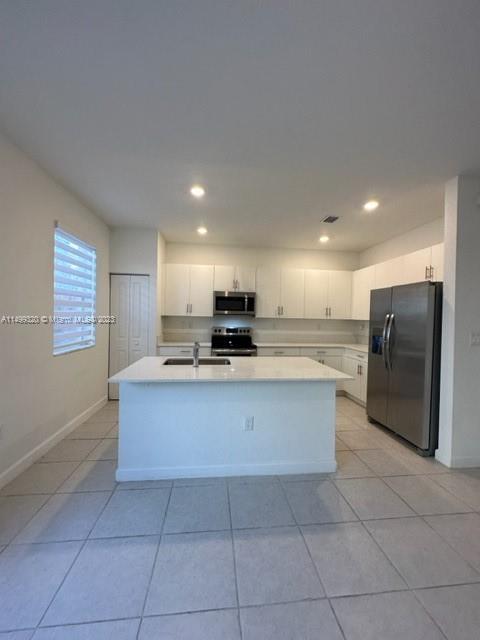 2655 SE 11th St 2655, Homestead, Florida 33035, 3 Bedrooms Bedrooms, ,2 BathroomsBathrooms,Residentiallease,For Rent,2655 SE 11th St 2655,A11499320