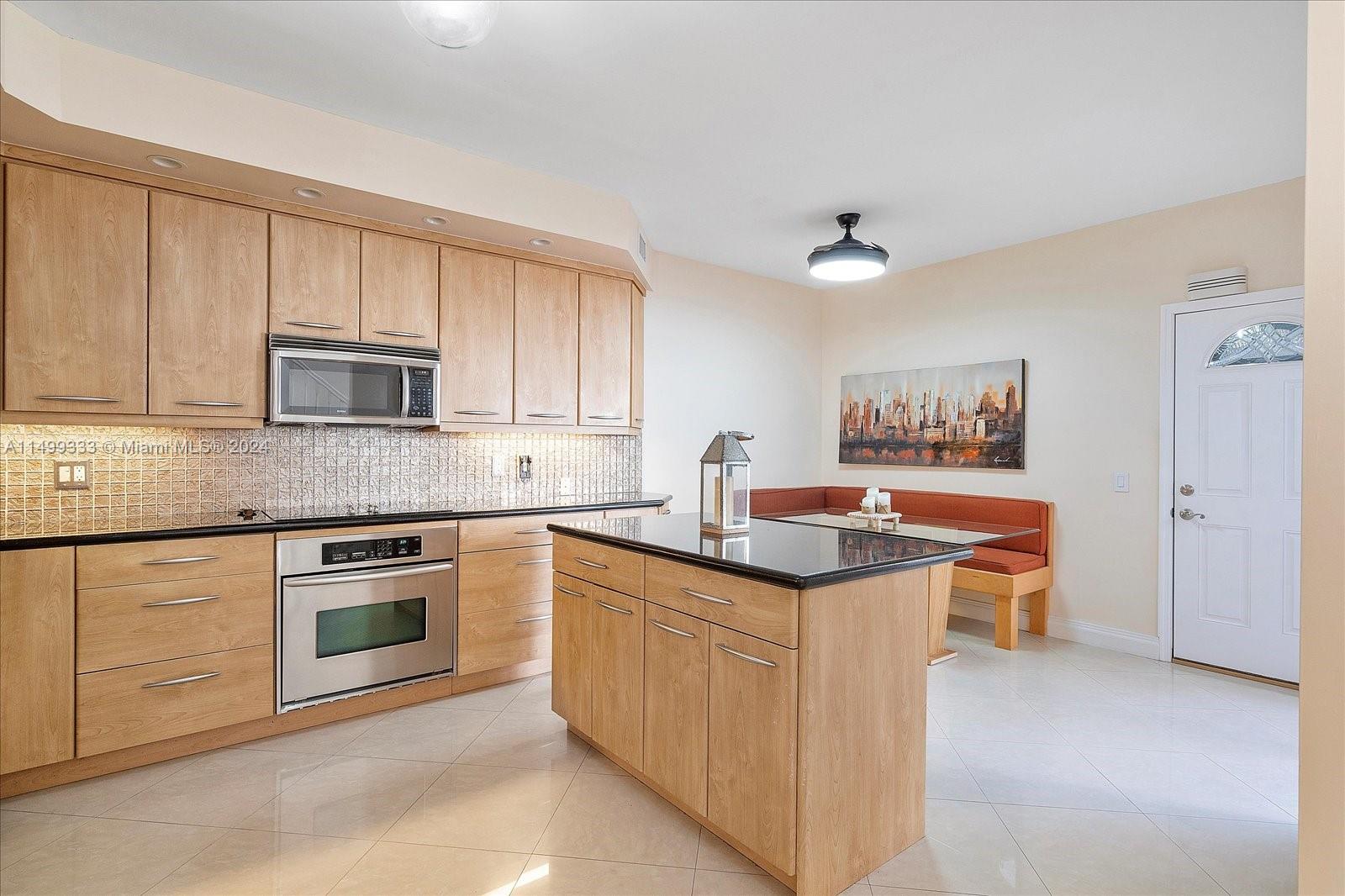 3620 Yacht Club Dr 503, Aventura, Florida 33180, 2 Bedrooms Bedrooms, ,2 BathroomsBathrooms,Residential,For Sale,3620 Yacht Club Dr 503,A11499333