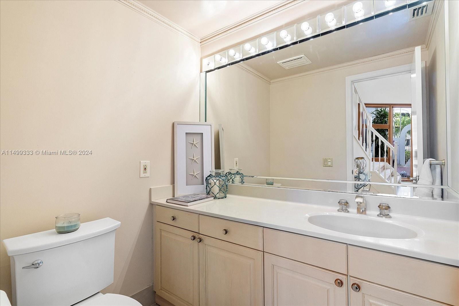 3620 Yacht Club Dr 503, Aventura, Florida 33180, 2 Bedrooms Bedrooms, ,2 BathroomsBathrooms,Residential,For Sale,3620 Yacht Club Dr 503,A11499333