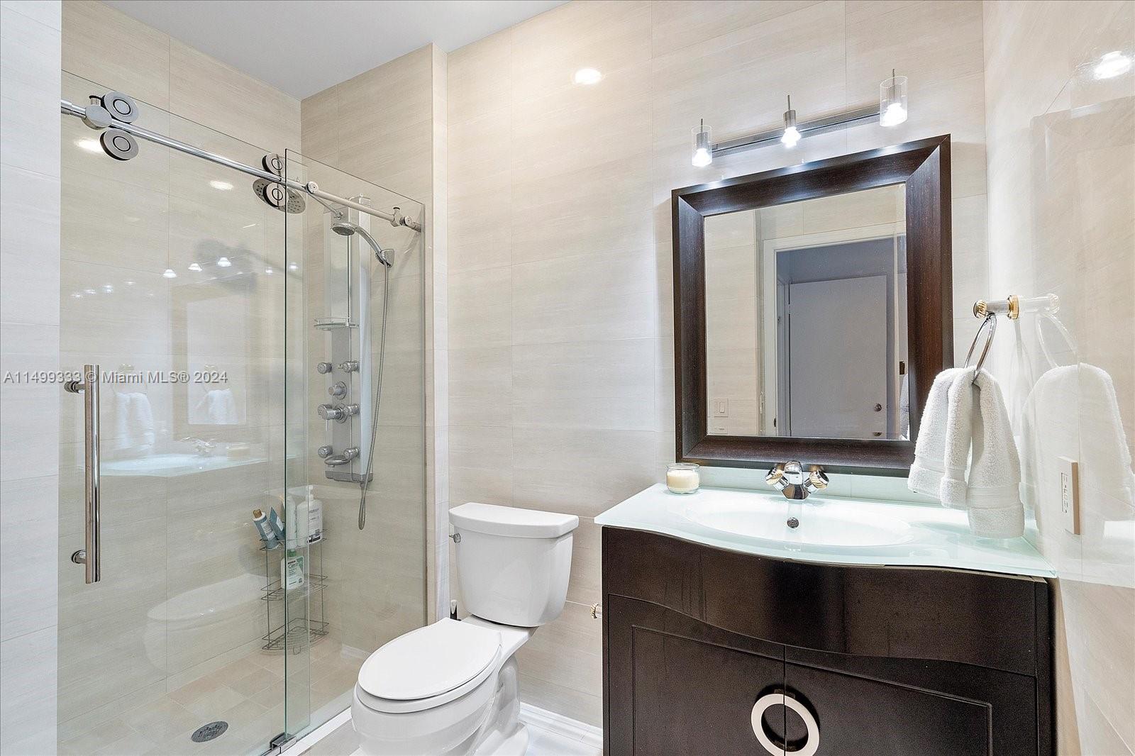 3620 Yacht Club Dr 503, Aventura, Florida 33180, 2 Bedrooms Bedrooms, ,2 BathroomsBathrooms,Residential,For Sale,3620 Yacht Club Dr 503,A11499333