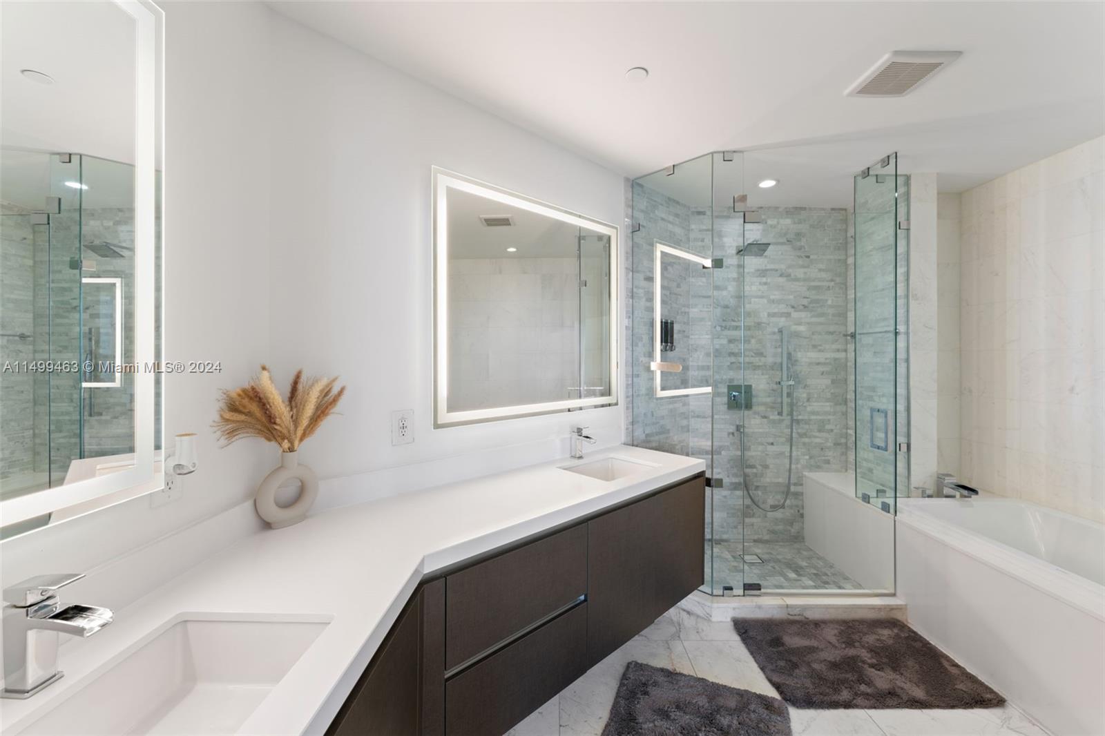 851 NE 1st Ave 2308, Miami, Florida 33132, 2 Bedrooms Bedrooms, ,3 BathroomsBathrooms,Residential,For Sale,851 NE 1st Ave 2308,A11499463