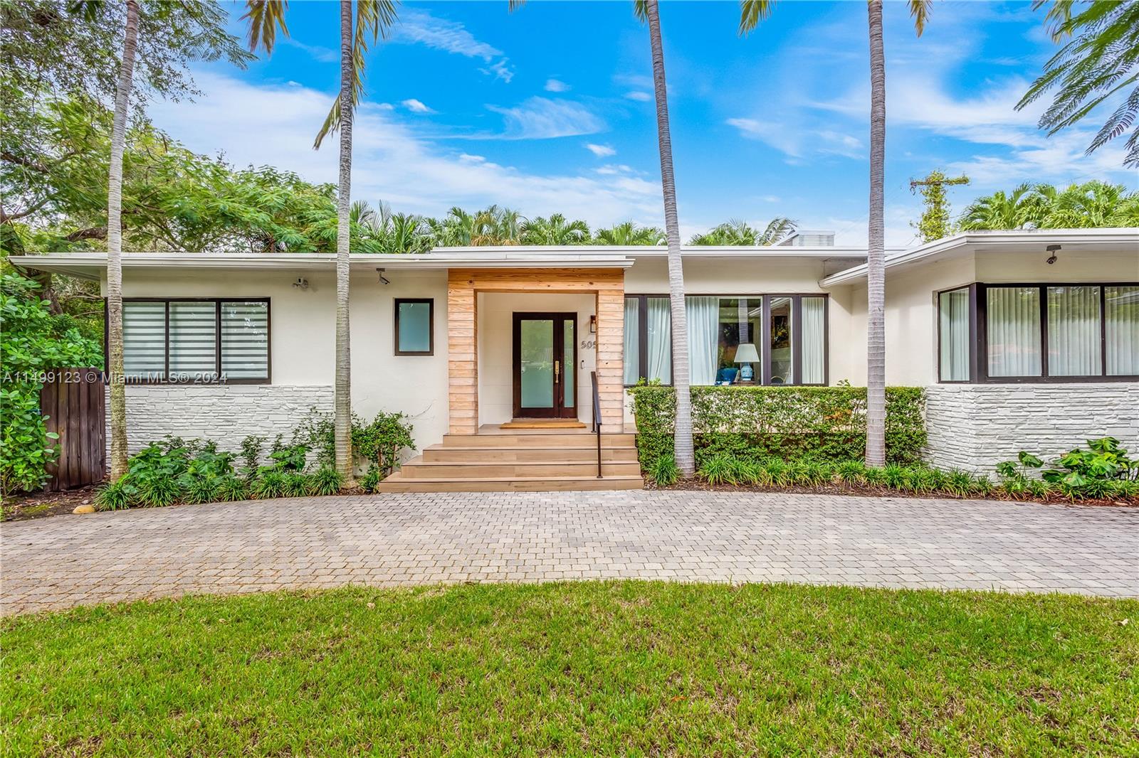 5050 NE 5th Ave, Miami, Florida 33137, 3 Bedrooms Bedrooms, ,2 BathroomsBathrooms,Residential,For Sale,5050 NE 5th Ave,A11499123