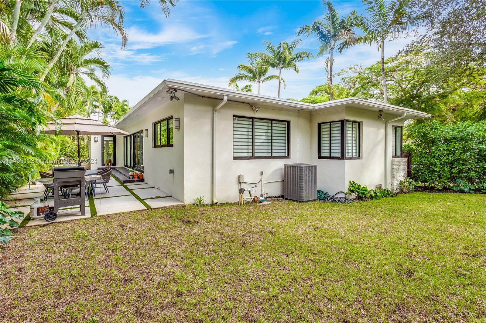 5050 NE 5th Ave, Miami, Florida 33137, 3 Bedrooms Bedrooms, ,2 BathroomsBathrooms,Residential,For Sale,5050 NE 5th Ave,A11499123