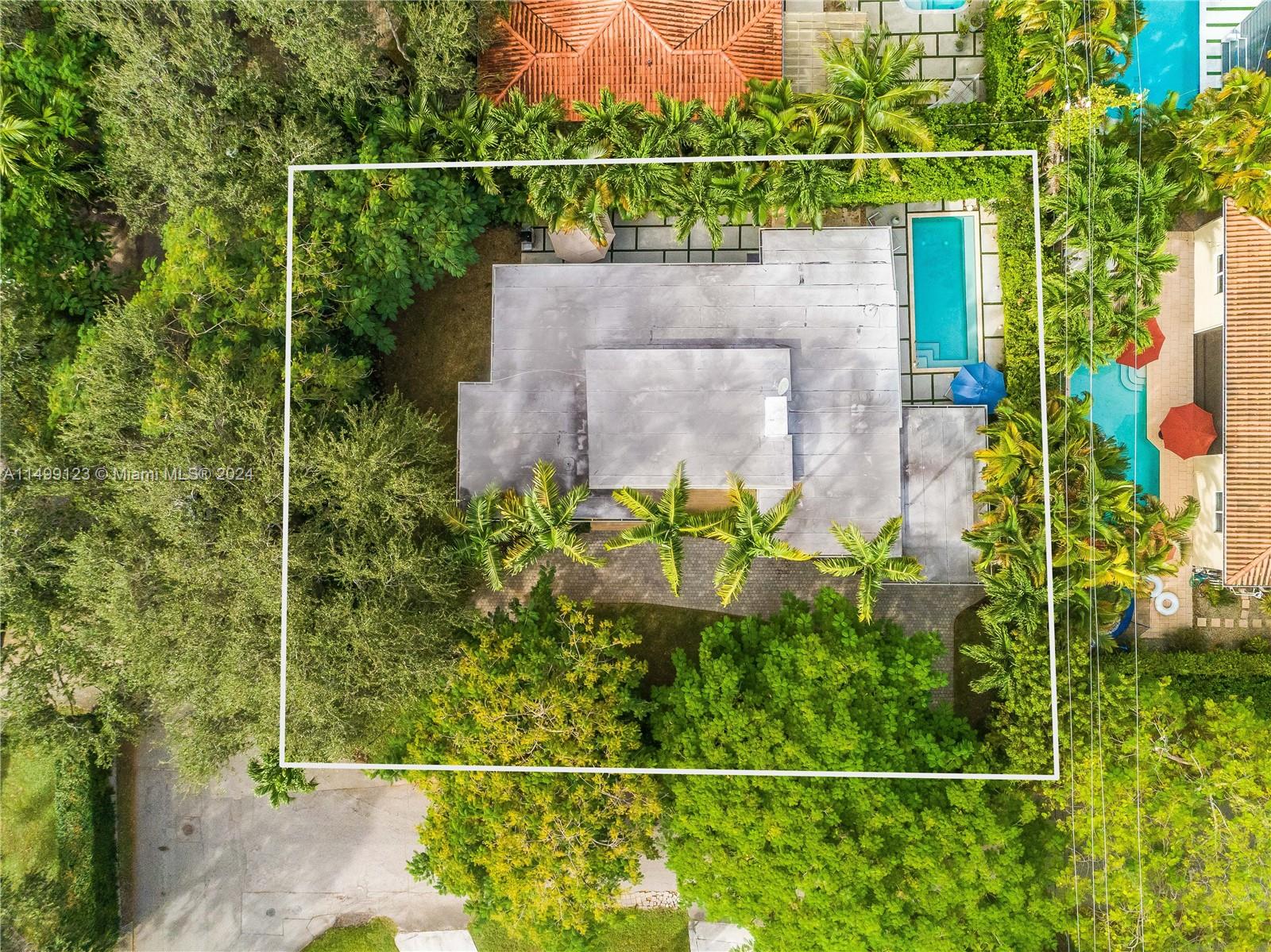 5050 NE 5th Ave, Miami, Florida 33137, 3 Bedrooms Bedrooms, ,2 BathroomsBathrooms,Residential,For Sale,5050 NE 5th Ave,A11499123