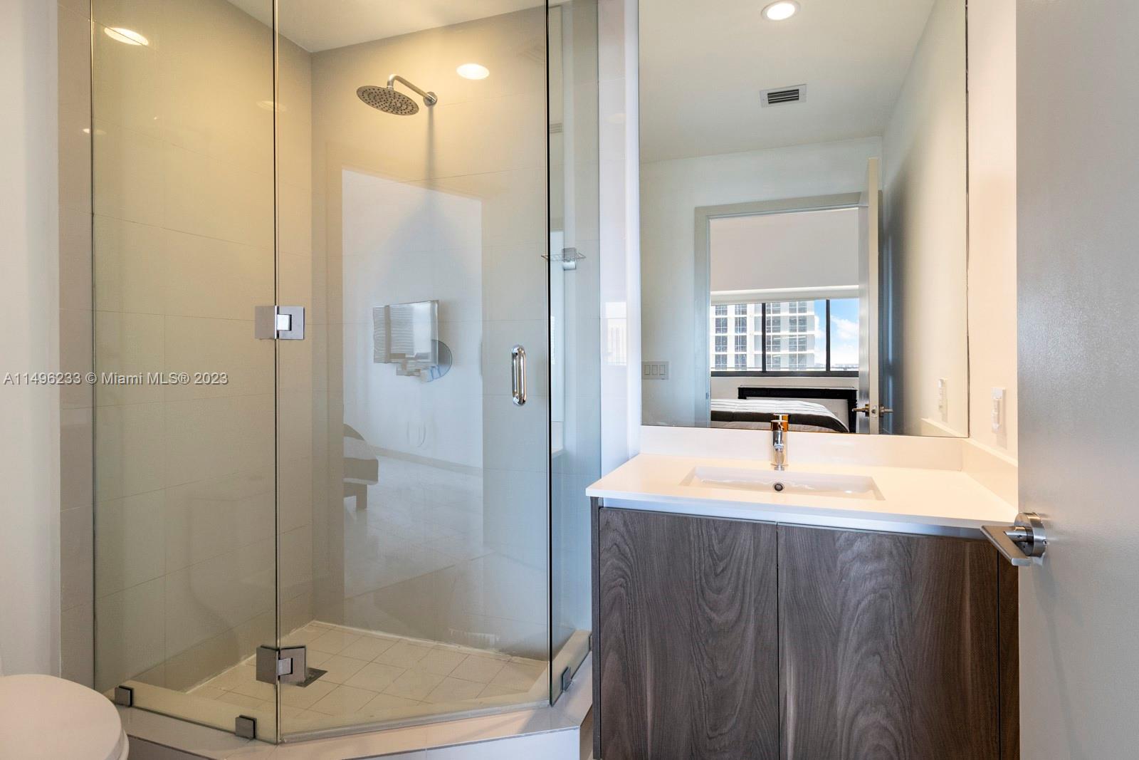 480 NE 31st St 1803, Miami, Florida 33137, 2 Bedrooms Bedrooms, ,3 BathroomsBathrooms,Residential,For Sale,480 NE 31st St 1803,A11496233