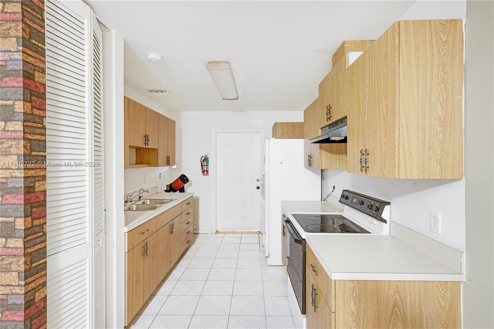 20000 SW 216th St, Miami, Florida 33170, 4 Bedrooms Bedrooms, ,3 BathroomsBathrooms,Residential,For Sale,20000 SW 216th St,A11499732