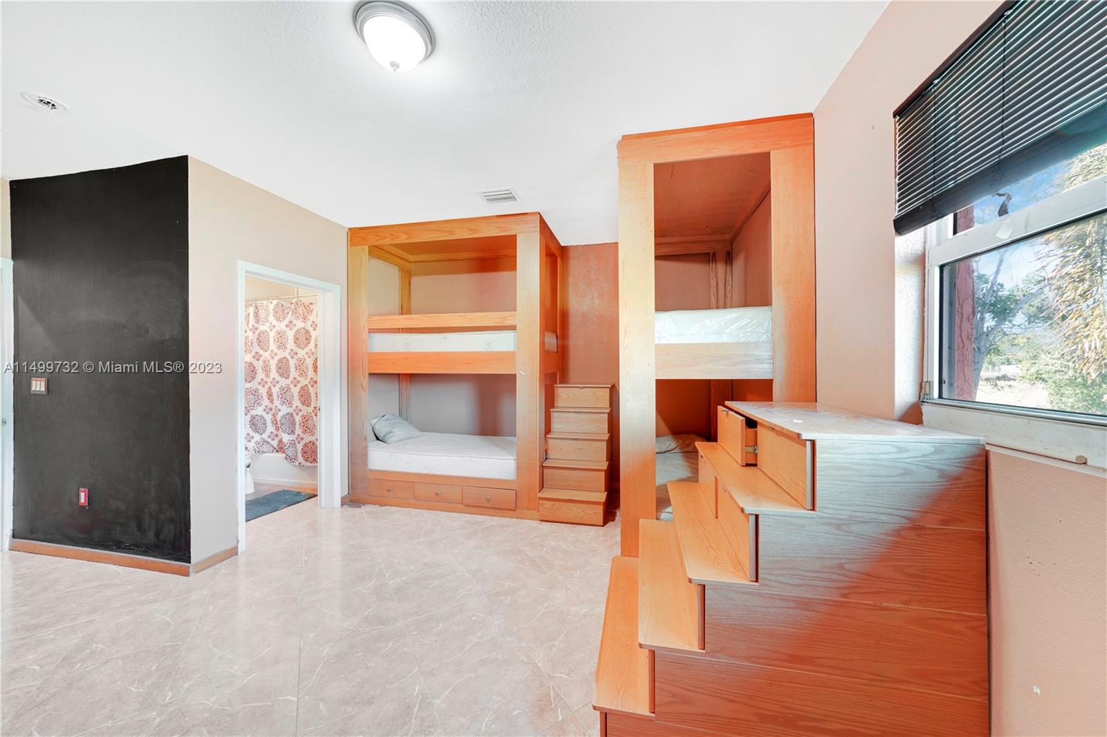 20000 SW 216th St, Miami, Florida 33170, 4 Bedrooms Bedrooms, ,3 BathroomsBathrooms,Residential,For Sale,20000 SW 216th St,A11499732
