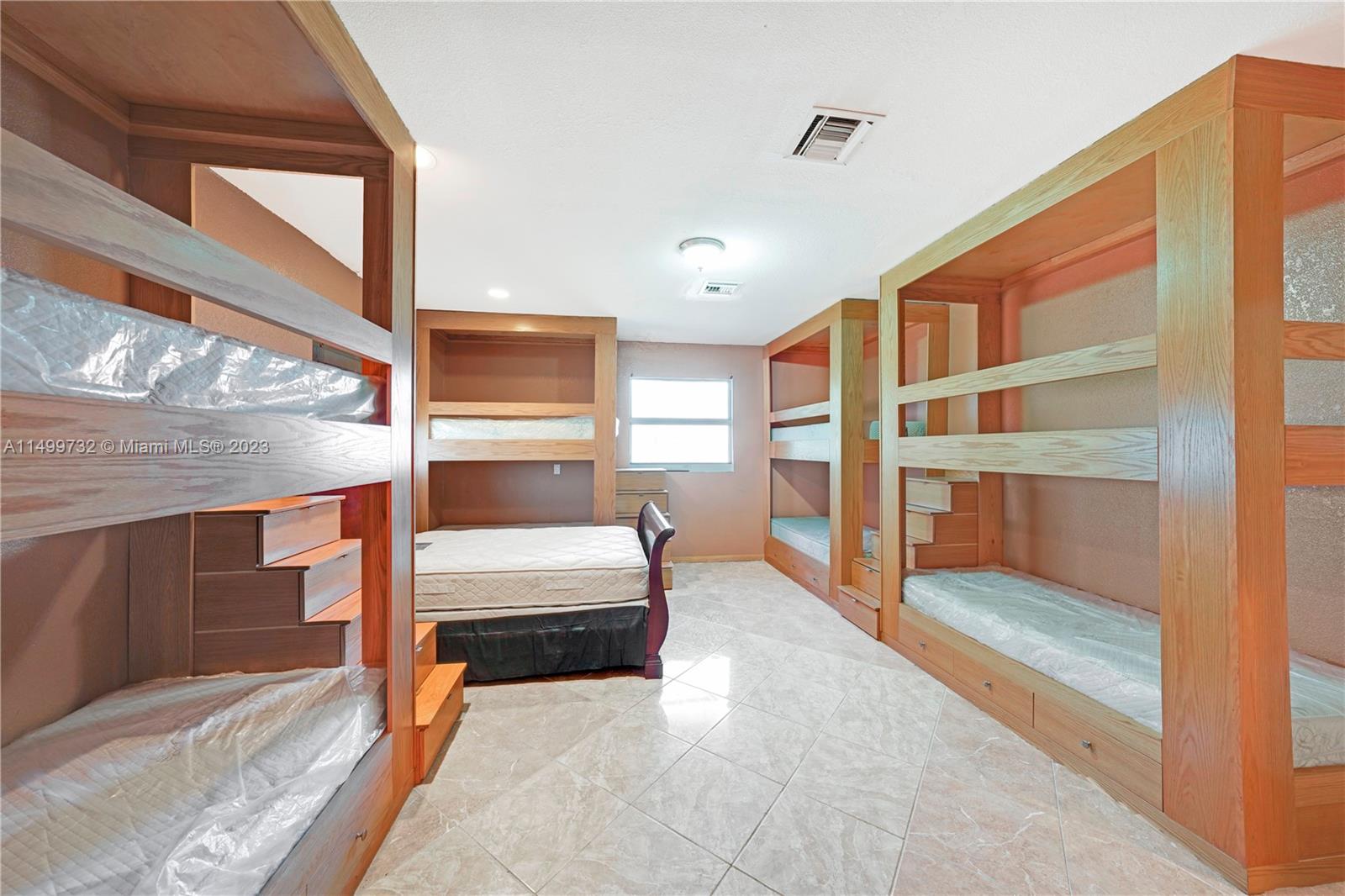 20000 SW 216th St, Miami, Florida 33170, 4 Bedrooms Bedrooms, ,3 BathroomsBathrooms,Residential,For Sale,20000 SW 216th St,A11499732