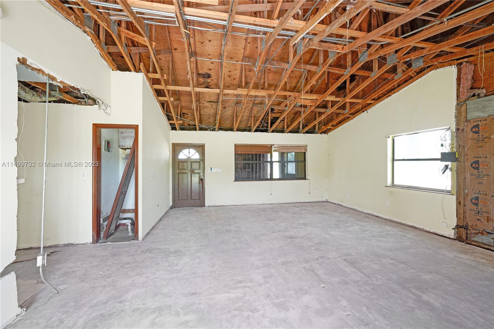 20000 SW 216th St, Miami, Florida 33170, 4 Bedrooms Bedrooms, ,3 BathroomsBathrooms,Residential,For Sale,20000 SW 216th St,A11499732