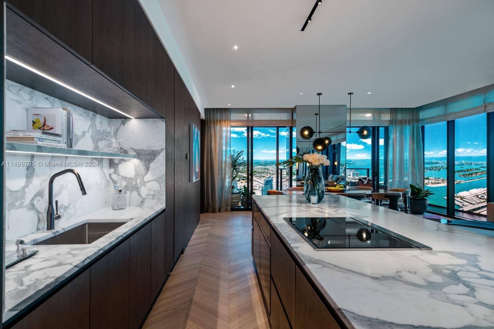 300 N Biscayne Blvd 8703, Miami, Florida 33132, 3 Bedrooms Bedrooms, ,3 BathroomsBathrooms,Residential,For Sale,300 N Biscayne Blvd 8703,A11499735