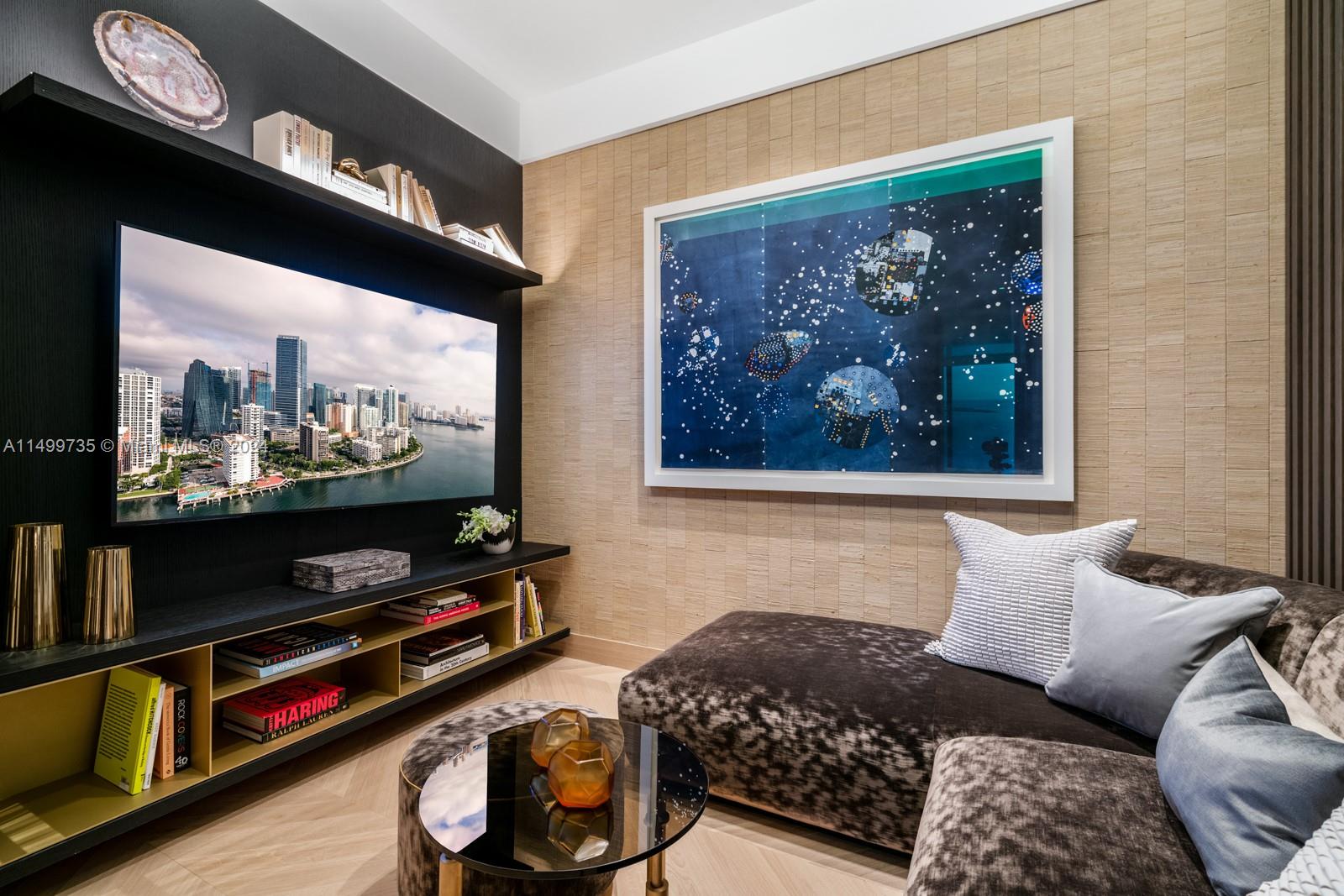 300 N Biscayne Blvd 8703, Miami, Florida 33132, 3 Bedrooms Bedrooms, ,3 BathroomsBathrooms,Residential,For Sale,300 N Biscayne Blvd 8703,A11499735