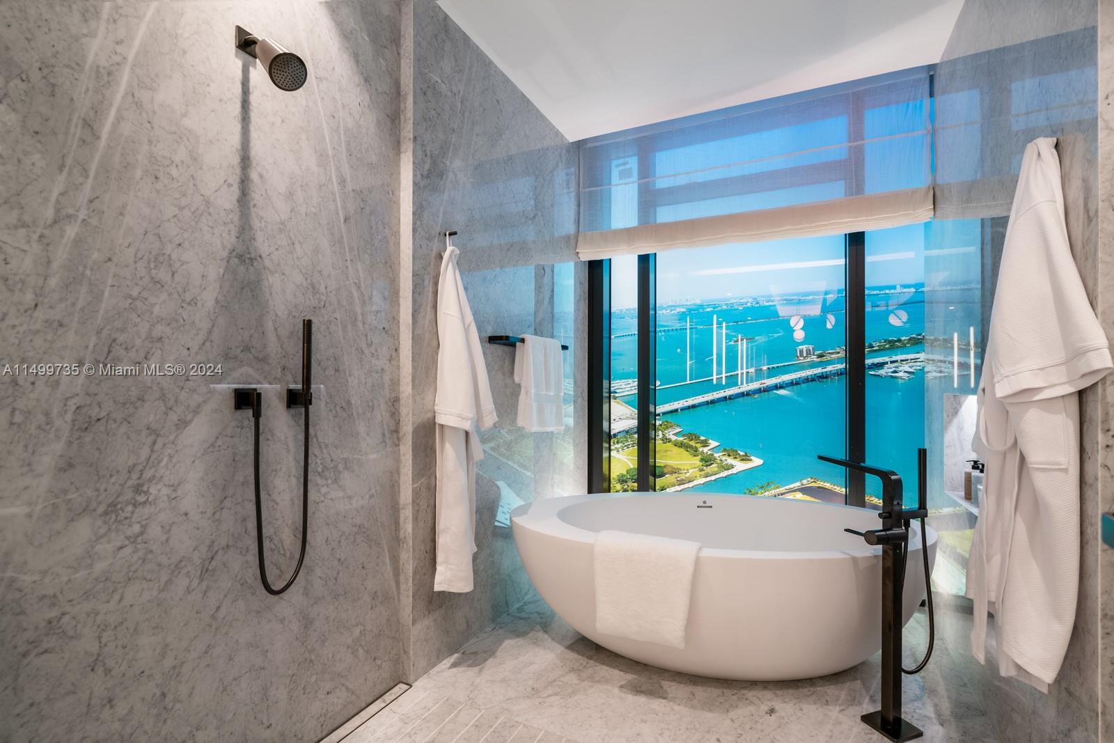 300 N Biscayne Blvd 8703, Miami, Florida 33132, 3 Bedrooms Bedrooms, ,3 BathroomsBathrooms,Residential,For Sale,300 N Biscayne Blvd 8703,A11499735