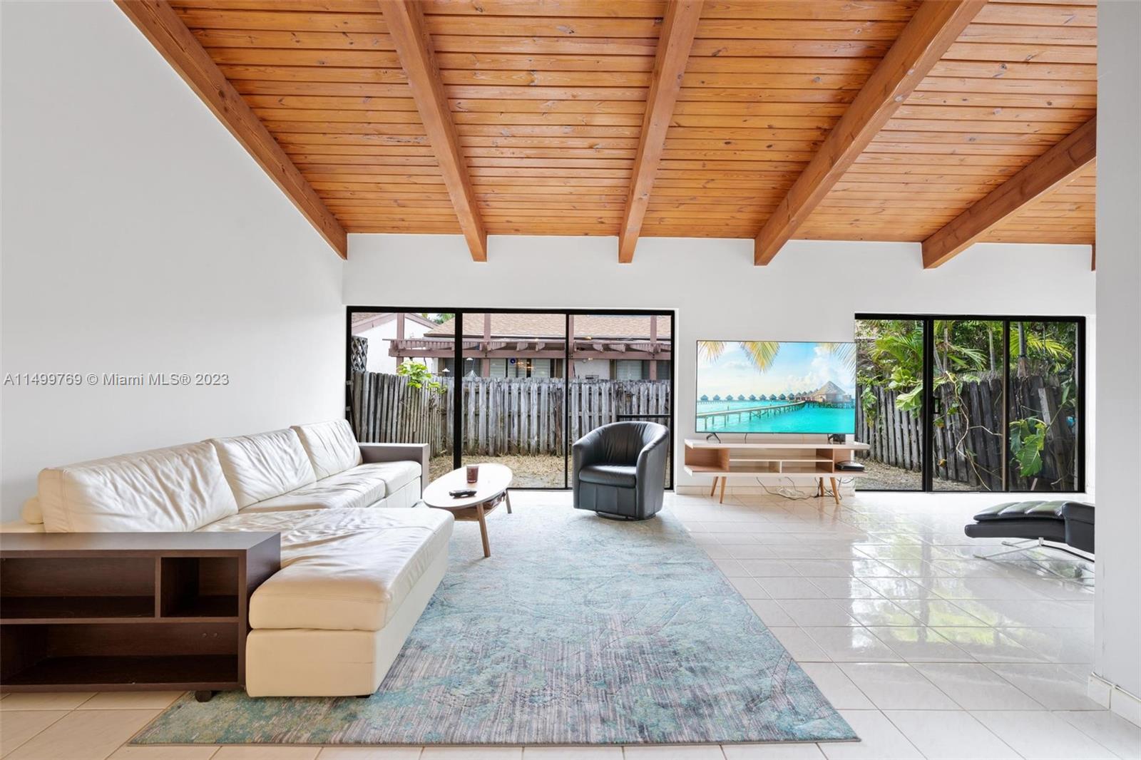 2679 S Parkview Dr 2679, Hallandale Beach, Florida 33009, 2 Bedrooms Bedrooms, ,2 BathroomsBathrooms,Residential,For Sale,2679 S Parkview Dr 2679,A11499769