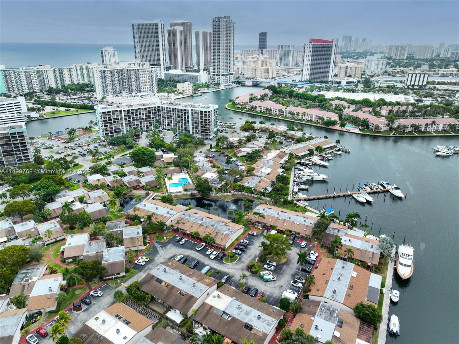 2679 S Parkview Dr 2679, Hallandale Beach, Florida 33009, 2 Bedrooms Bedrooms, ,2 BathroomsBathrooms,Residential,For Sale,2679 S Parkview Dr 2679,A11499769